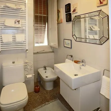 I Due Leoni 5 Terre Apartment *